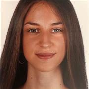 Maestra imparte clases particulares de diferentes materias a alumnos de infantil, primaria y ESO